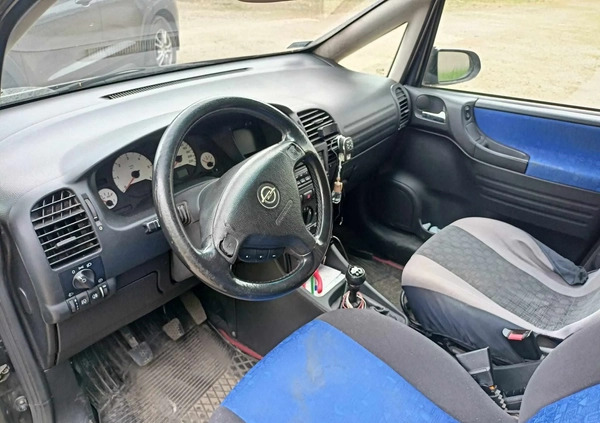 Opel Zafira cena 2700 przebieg: 272000, rok produkcji 2002 z Sierpc małe 56